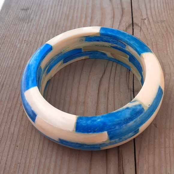 CHUNKY BLUE AND WHITE BANGEL - Picture 1 of 6